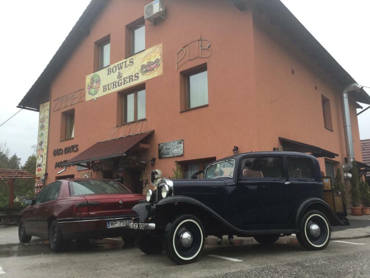 Old'S Car Zimmer & Apartment Vermietung Velden am Woerthersee Ngoại thất bức ảnh